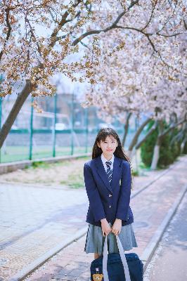 女教师免费观看全集电视剧